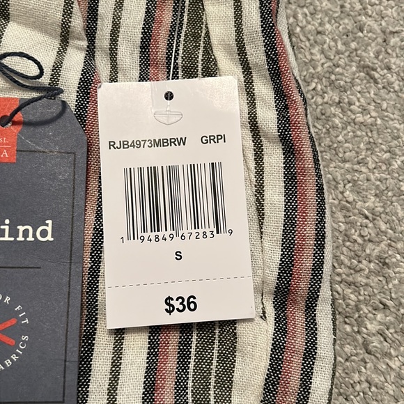 Striped shorts - Picture 3 of 7